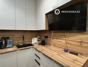 2-комнатная квартира, этаж 8 из 9, 52 м²
