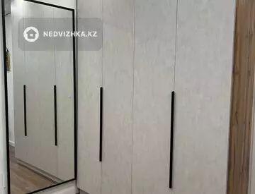 2-комнатная квартира, этаж 8 из 9, 52 м²
