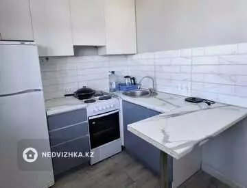 1-комнатная квартира, этаж 8 из 12, 41 м²