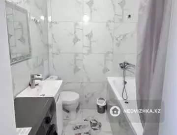 1-комнатная квартира, этаж 8 из 12, 41 м²