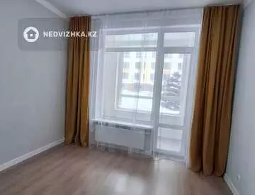 4-комнатная квартира, этаж 2 из 9, 123 м²