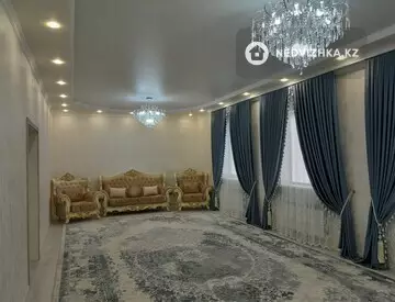4-комнатный дом, 10 соток, 180 м²