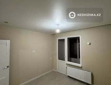 2-комнатная квартира, этаж 1 из 12, 42 м²