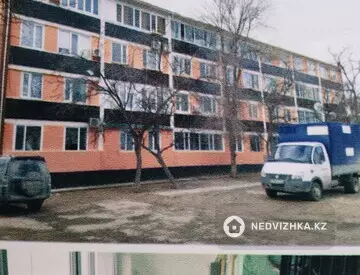 3-комнатная квартира, этаж 2 из 4, 63 м²