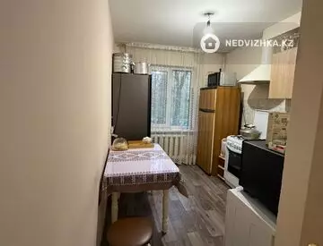 4-комнатная квартира, этаж 2 из 4, 73 м²