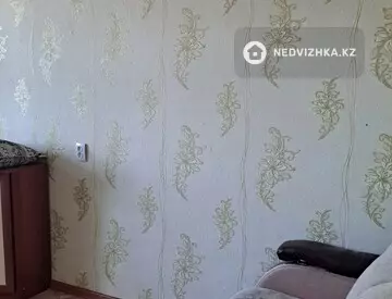 3-комнатная квартира, этаж 8 из 10, 65 м²
