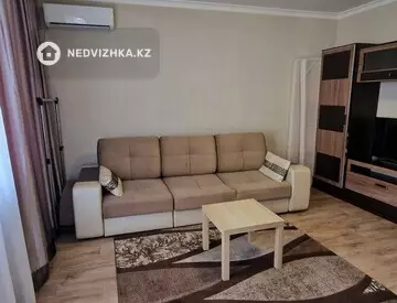 1-комнатная квартира, этаж 9 из 16, 56 м², На длительный срок