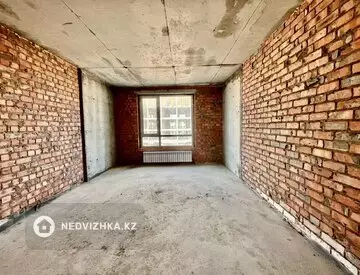 3-комнатная квартира, этаж 8 из 8, 73 м²