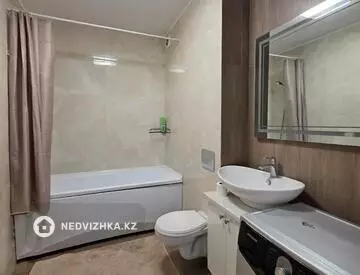 1-комнатная квартира, этаж 13 из 12, 30 м²