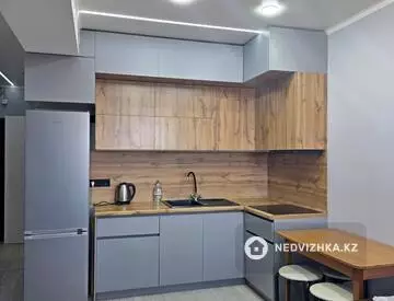 1-комнатная квартира, этаж 13 из 12, 30 м²