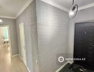 3-комнатная квартира, этаж 8 из 21, 52 м²