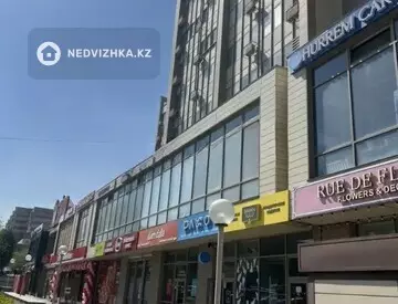 2-комнатная квартира, этаж 3 из 9, 45 м²