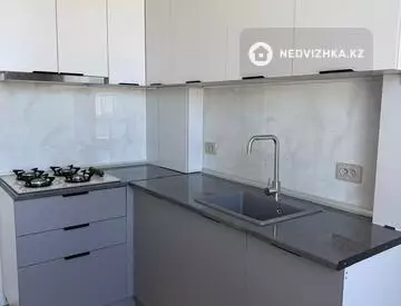 1-комнатная квартира, этаж 3 из 7, 40 м²