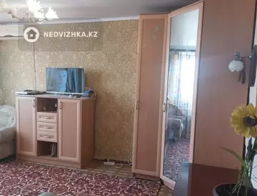 2-комнатная квартира, этаж 9 из 9, 43 м²