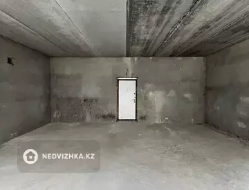 1-комнатная квартира, этаж 2 из 8, 49 м²