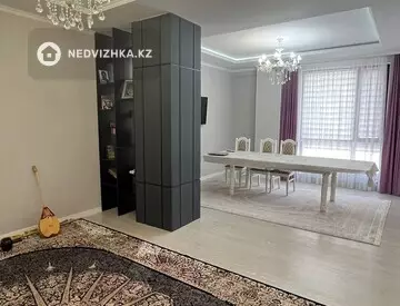 3-комнатная квартира, этаж 2 из 10, 112 м²