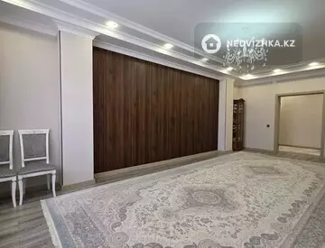 3-комнатная квартира, этаж 7 из 9, 143 м²