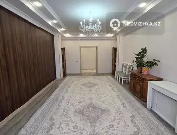 3-комнатная квартира, этаж 7 из 9, 143 м²
