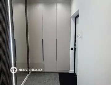 1-комнатная квартира, этаж 3 из 13, 47 м²