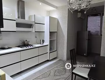 3-комнатная квартира, этаж 2 из 6, 109 м²