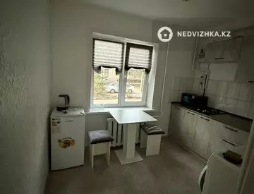 3-комнатная квартира, этаж 1 из 5, 67 м², На длительный срок