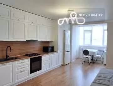 2-комнатная квартира, этаж 2 из 5, 81 м²