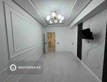 2-комнатная квартира, этаж 3 из 13, 48 м²