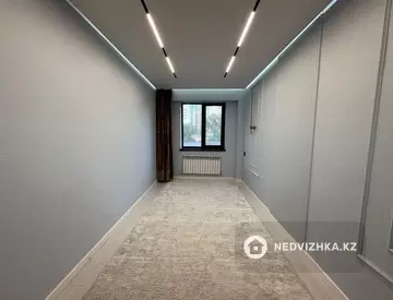 2-комнатная квартира, этаж 3 из 13, 48 м²