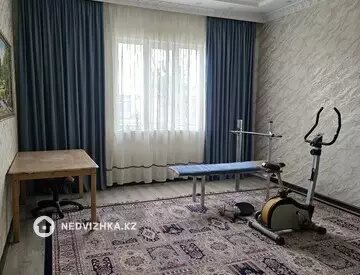 5-комнатный дом, 7 соток, 160 м²