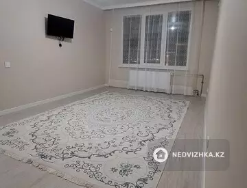 1-комнатная квартира, этаж 9 из 9, 35 м²