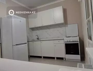 1-комнатная квартира, этаж 9 из 9, 35 м²