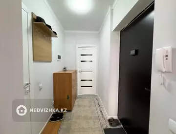 2-комнатная квартира, этаж 13 из 14, 50 м²