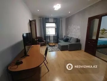 2-комнатная квартира, этаж 1 из 2, 69 м², Посуточно