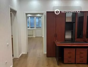 Офис, Магазин и др., этаж 1, 136 м²