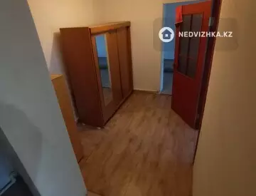 2-комнатная квартира, этаж 3 из 3, 56 м²