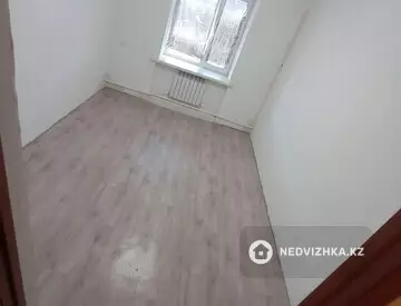 2-комнатная квартира, этаж 3 из 3, 56 м²