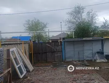 6-комнатный дом, 3.3 соток, 210 м²