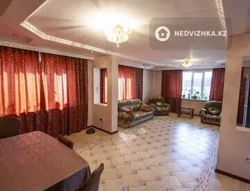 4-комнатный дом, 5 соток, 172 м²