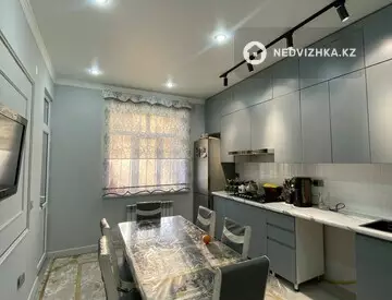 3-комнатная квартира, этаж 1 из 5, 89 м²