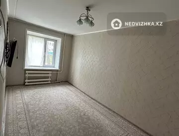 2-комнатная квартира, этаж 1 из 8, 45 м²