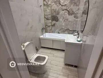 1-комнатная квартира, этаж 4 из 6, 40 м², Посуточно