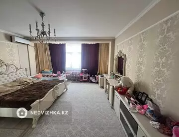 3-комнатная квартира, этаж 5 из 9, 96 м²