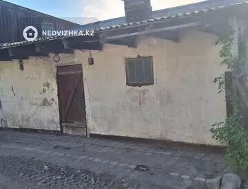 2-комнатный дом, 18 соток, 65 м²