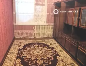 2-комнатная квартира, этаж 1 из 9, 44 м², На длительный срок