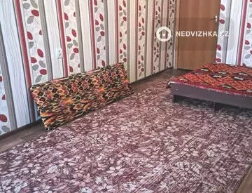 2-комнатная квартира, этаж 1 из 9, 44 м², На длительный срок