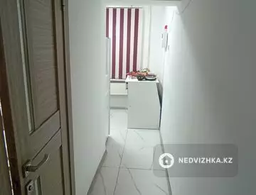 Салон, Кабинет, этаж 1 из 5, 43 м²