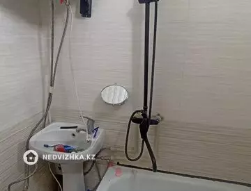 Салон, Кабинет, этаж 1 из 5, 43 м²