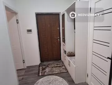 2-комнатная квартира, этаж 2 из 4, 52 м²