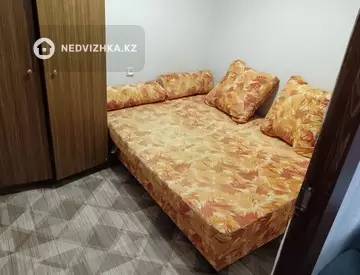 3-комнатная квартира, этаж 3 из 4, 42 м², Посуточно