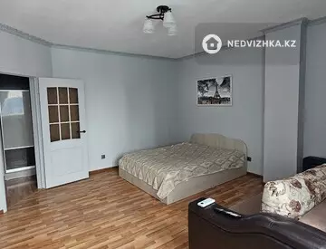 1-комнатная квартира, этаж 9 из 14, 43 м²